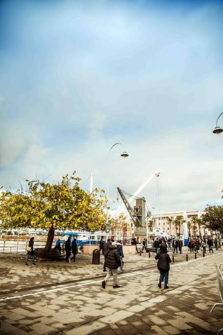 Apartamento La Finestra Sul Cielo Del Porto Antico Di Genova Exterior foto