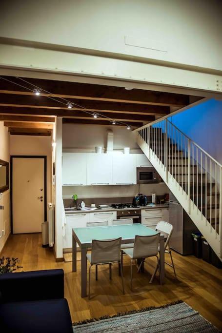 Apartamento La Finestra Sul Cielo Del Porto Antico Di Genova Exterior foto